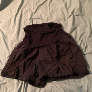 Maternity shorts